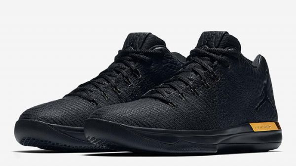 Nike Air Jordan 31 Matalat Kengät Miehille Musta Kulta