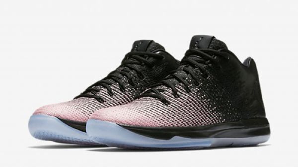 Nike Air Jordan 31 Matalat Topit Kiiltävät Kengät Miehille Musta