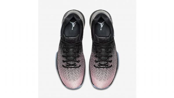 Nike Air Jordan 31 Matalat Topit Kiiltävät Kengät Miehille Musta