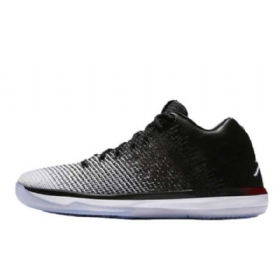 Nike Air Jordan 31 Matalat Topit Quai 54 Kengät Miehille Musta