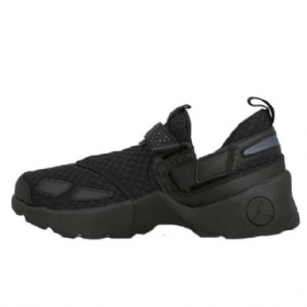 Nike Air Jordan Trunner Lx Triple Kengät Miehille Musta
