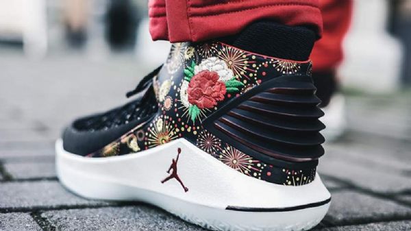 Nike Air Jordan 32 Kiinalaisen Uudenvuoden Kengät Miehille Musta