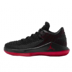 Nike Air Jordan 32 Matalat Kengät Miehille Musta Punainen