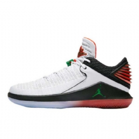 Nike Air Jordan 32 Matalat Topit Gatorade Like Mike Kengät Miehille Valkoinen Musta