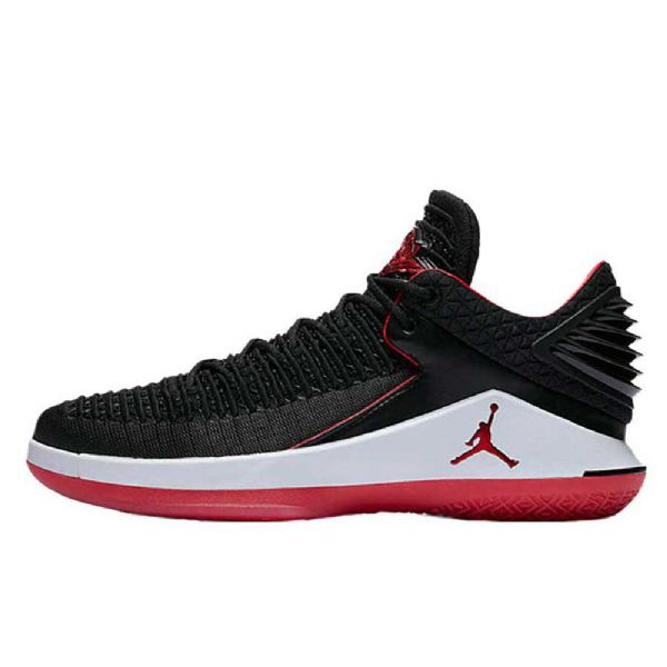 Nike Air Jordan 32 Matalat Topit Leveät Kengät Miehille Musta