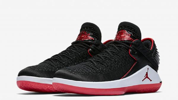 Nike Air Jordan 32 Matalat Topit Leveät Kengät Miehille Musta