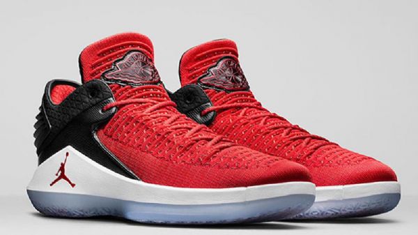 Nike Air Jordan 32 Matalat Topit Win Like 96 Kengät Miehille Punainen Musta