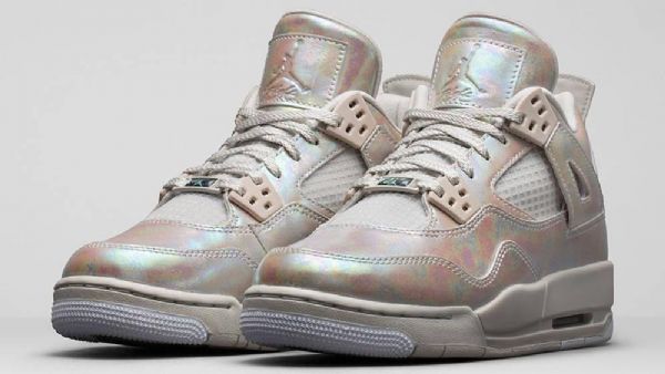 Nike Air Jordan 4 Gs Pearl Kengät Miehille Hopea