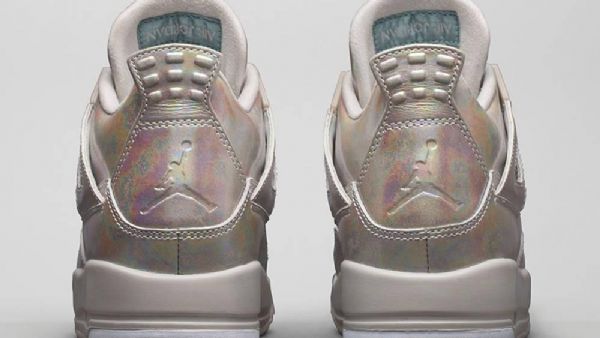 Nike Air Jordan 4 Gs Pearl Kengät Miehille Hopea