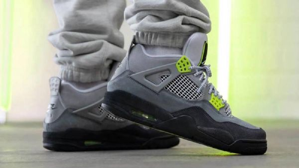 Nike Air Jordan 4 Neon Air Max 95 Kengät Naisille Harmaa