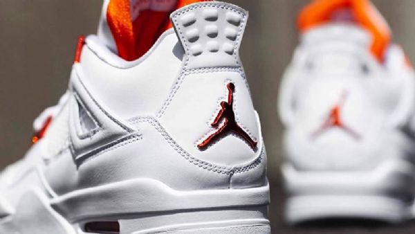 Nike Air Jordan 4 Pack Kengät Miehille Valkooranssi