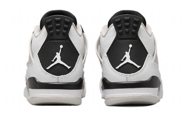 Nike Air Jordan 4 Retro Gs Koripallokengät Miehille Mustat