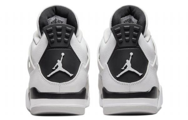 Nike Air Jordan 4 Retro Koripallokengät Miehille Mustat