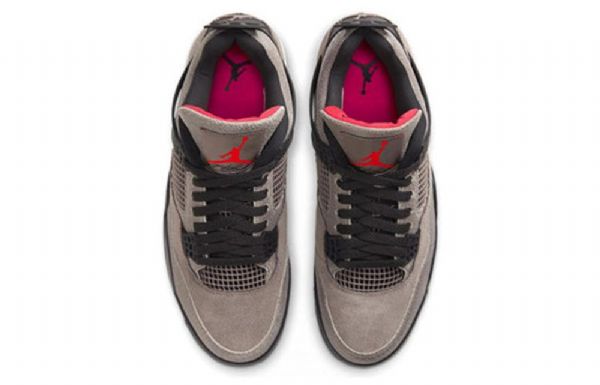 Nike Air Jordan 4 Retro Koripallokengät Miehille Ruskea