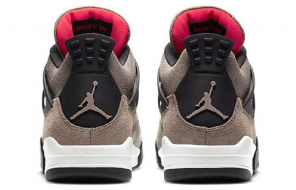 Nike Air Jordan 4 Retro Koripallokengät Miehille Ruskea