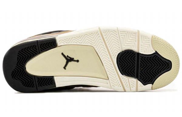 Nike Air Jordan 4 Retro Koripallokengät Naisille Ruskea Musta