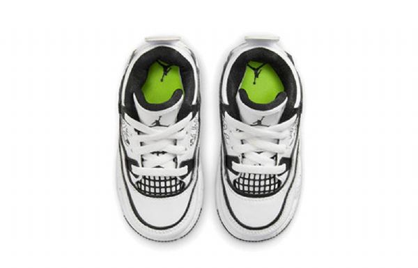 Nike Air Jordan 4 Retro Td Koripallokengät Lapsille Valkoinen
