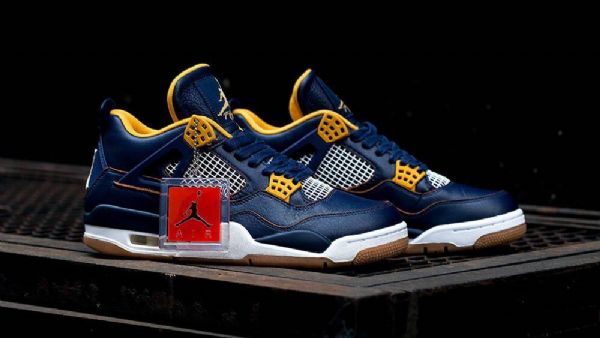 Nike Air Jordan 4 Retrokengät Miehille Laivastonsininen Kulta