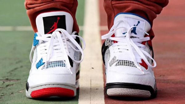 Nike Air Jordan 4 What The 4 Kengät Miehille Valkoinen