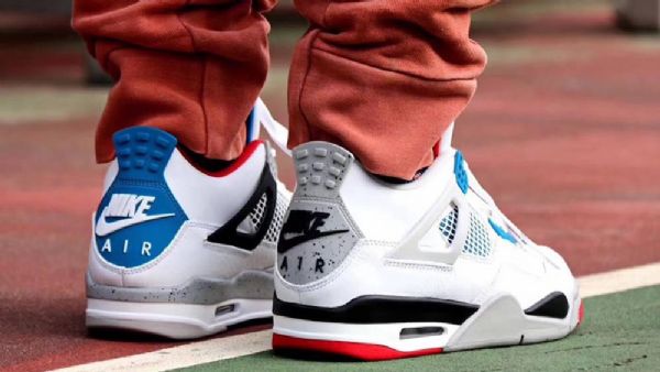 Nike Air Jordan 4 What The 4 Kengät Miehille Valkoinen