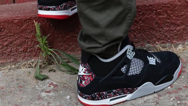 Nike Drake Ovo Jordan 4 Splatter Kengät Miehille Musta