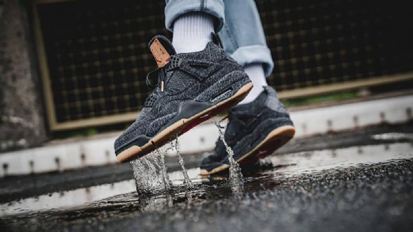 Nike Levis Air Jordan 4 Miesten Kengät Musta