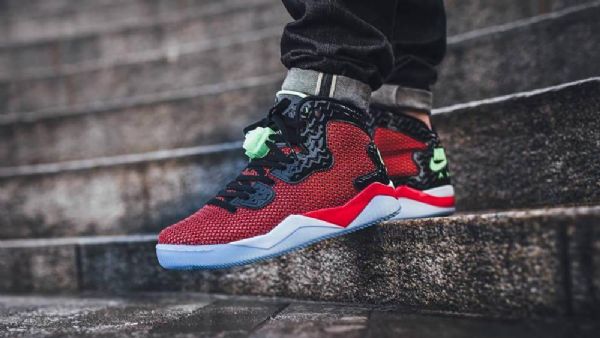 Nike Air Jordan Spike Forty Kengät Miehille Punainen