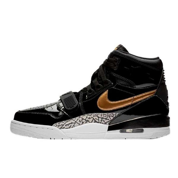 Nike Air Jordan Legacy 312 Kengät Miehille Mustakulta