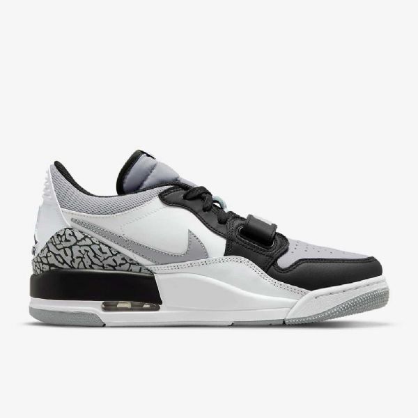 Nike Air Jordan Legacy 312 Matalat Kengät Miehille Musta Harmaa