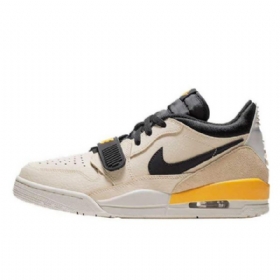 Nike Air Jordan Legacy 312 Matalat Topit Vaaleat Vaniljakengät Miehille Khaki