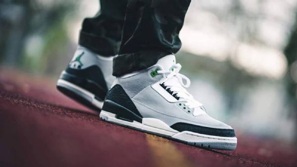 Nike Air Jordan 3 Chlorophyll Tinker Kengät Miehille Harmaa