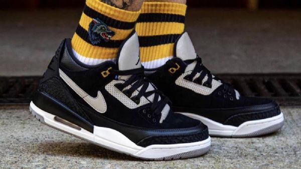 Nike Air Jordan 3 Tinker Kengät Miehille Musta
