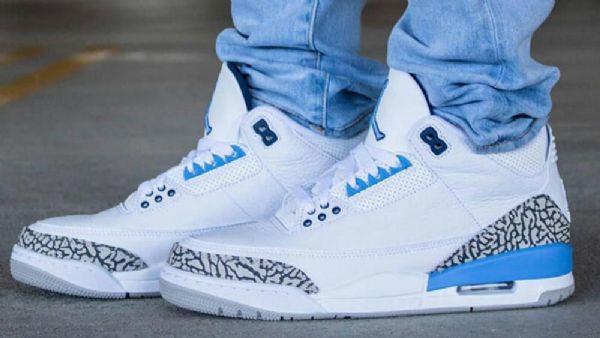 Nike Air Jordan 3 Unc Kengät Miehille Valkoinen