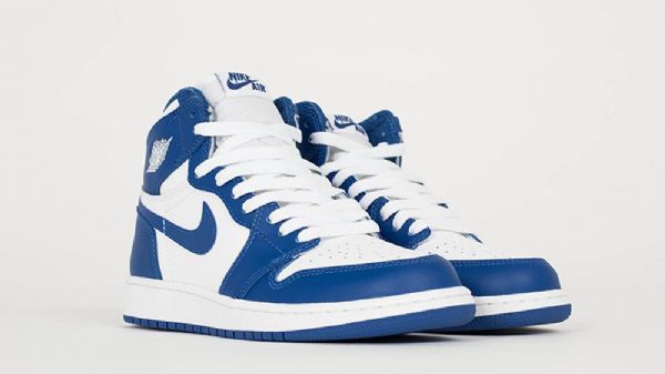 Nike Air Jordan 1 Bg Storm Kengät Miehille Siniset