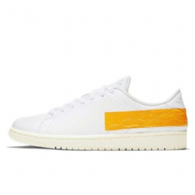Nike Air Jordan 1 Center Court Kengät Miehille Kultaa