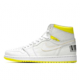 Nike Air Jordan 1 Ensimmäisen Luokan Lentokengät Naisille Valkoinen