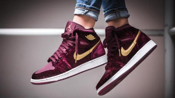 Nike Air Jordan 1 Gg Maroon Kengät Miehille Burgundy