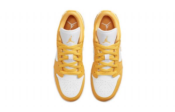 Nike Air Jordan 1 Gs Koripallokengät Miehille Keltainen Valkoinen