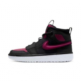 Nike Air Jordan 1 High Topit React Noble Kengät Miehille Musta Punainen