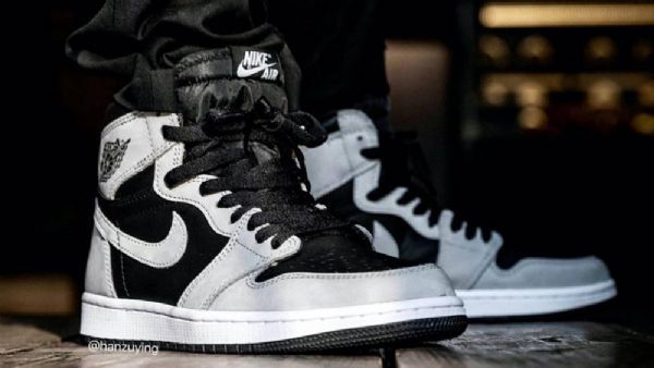 Nike Air Jordan 1 High Tops Og Shadow 2.0 Naisten Kengät Harmaa Musta