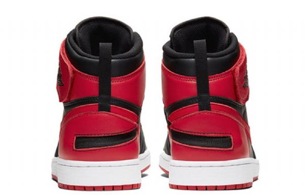Nike Air Jordan 1 Korkeat Topit Flyease Retro Koripallokengät Miehille Musta