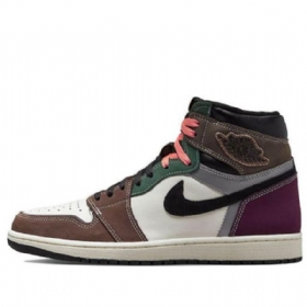 Nike Air Jordan 1 Korkeat Topit Og Muotoiltuja Retrokoripallokengät Miehille Monivärinen