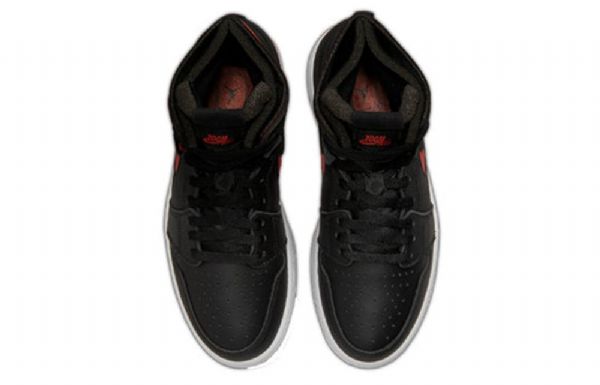 Nike Air Jordan 1 Korkeat Topit Zoom Comfort Retro Koripallokengät Naisille Musta Punainen