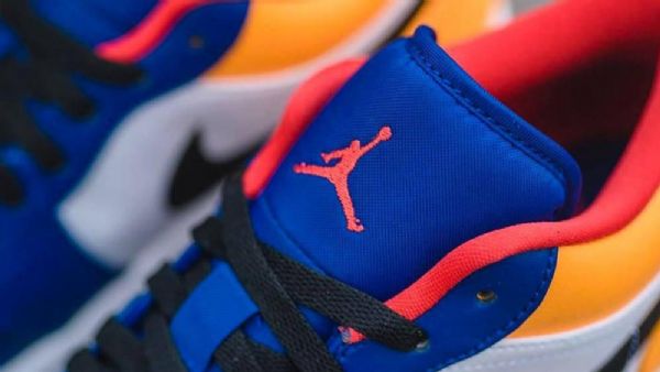 Nike Air Jordan 1 Matalat Kengät Naisille Valkoinen Laivastonsininen Keltainen