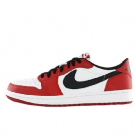Nike Air Jordan 1 Matalat Topit Chicagon Kengät Miehille Punainen Valkoinen Musta
