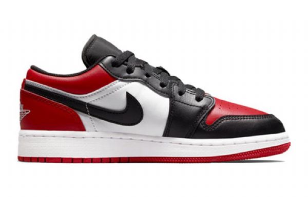Nike Air Jordan 1 Matalat Topit Gs Koripallokengät Miehille Punainen Musta Valkoinen