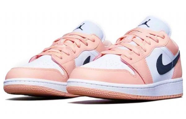 Nike Air Jordan 1 Matalat Topit Gs Koripallokengät Miehille Vaaleanpunainen