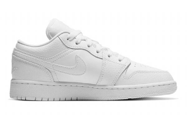 Nike Air Jordan 1 Matalat Topit Gs Koripallokengät Miehille Valkoinen