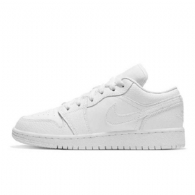 Nike Air Jordan 1 Matalat Topit Gs Triple Kengät Miehille Valkoinen