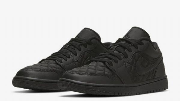 Nike Air Jordan 1 Matalat Topit Pehmustetut Kolminkertaiset Miesten Kengät Mustat